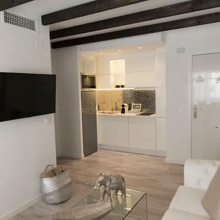 Apartment Cosy Flat - Center - Parking Free *
