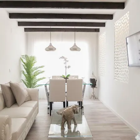 Apartment Cosy Flat - Center - Parking Free