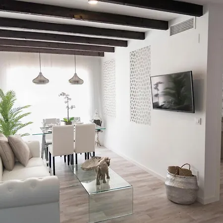 Cosy Flat - Center - Parking Free